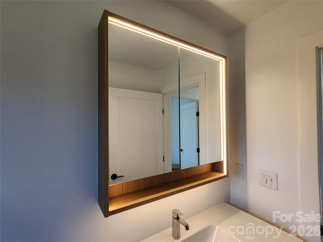 113 Hillside Street, Canton, NC 28716