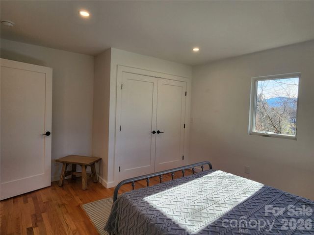 113 Hillside Street, Canton, NC 28716