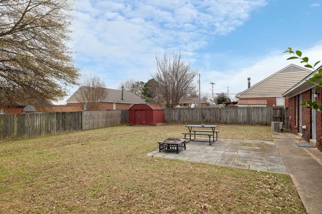 10309 CURTIS DR, Olive Branch, MS 38654