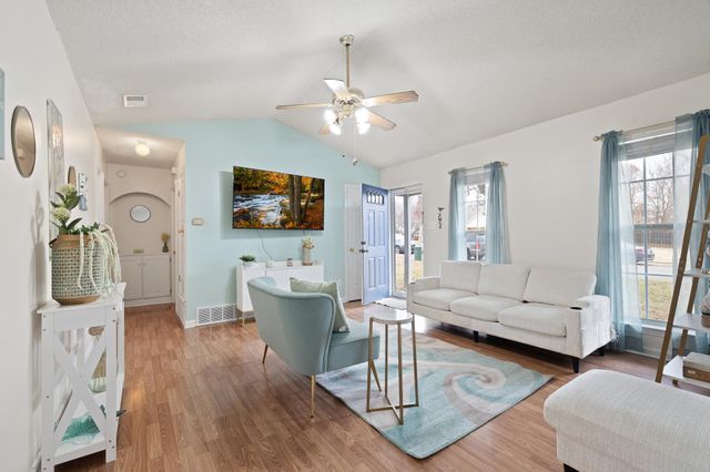 10309 CURTIS DR, Olive Branch, MS 38654