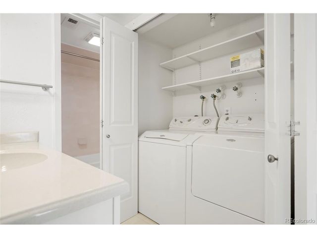 2525 S Dayton Way 1803, Denver, CO 80231