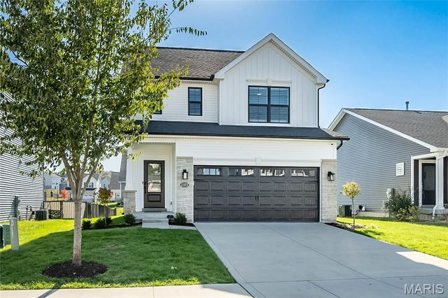 2373 Windswept Farms Drive, Eureka, MO 63025