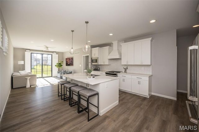 2373 Windswept Farms Drive, Eureka, MO 63025