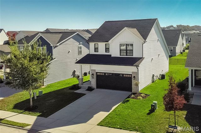 2373 Windswept Farms Drive, Eureka, MO 63025