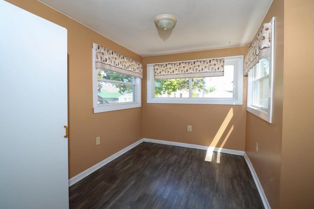 4601 19th AVENUE, Kenosha, WI 53140