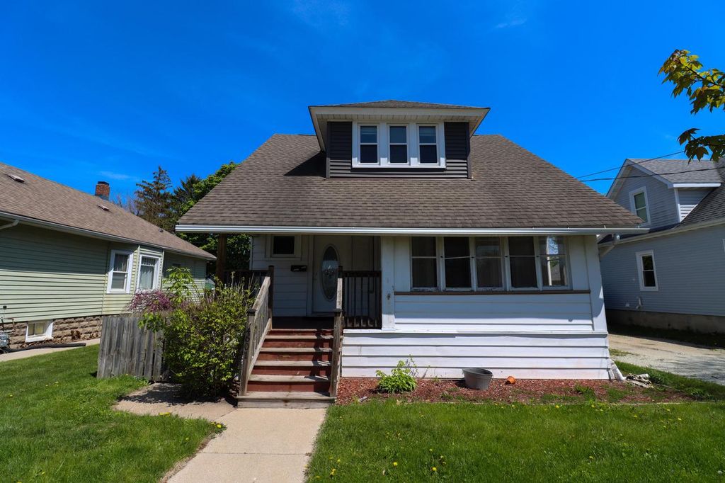 4601 19th AVENUE, Kenosha, WI 53140
