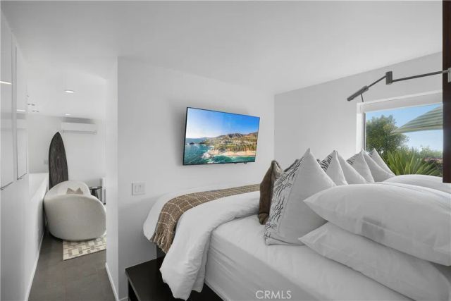 1119 Katella Street, Laguna Beach, CA 92651