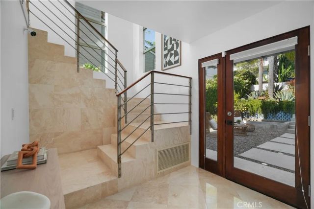 1119 Katella Street, Laguna Beach, CA 92651
