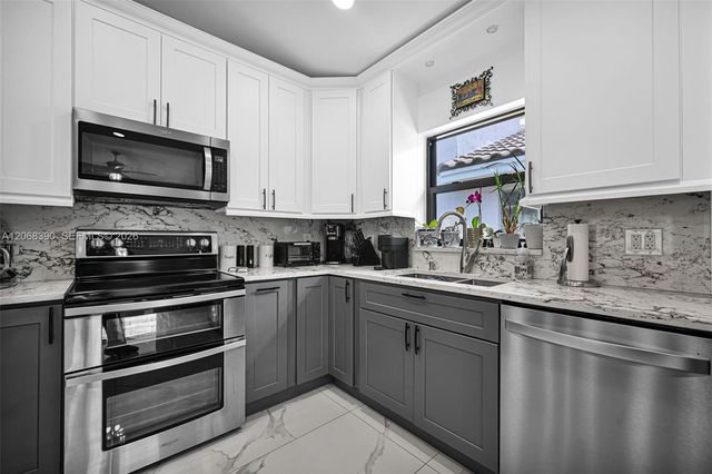 17640 SW 4th Court, Pembroke Pines, FL 33029
