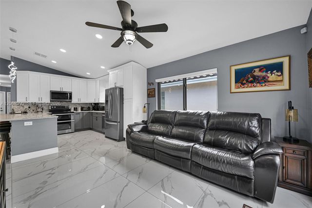 17640 SW 4th Court, Pembroke Pines, FL 33029