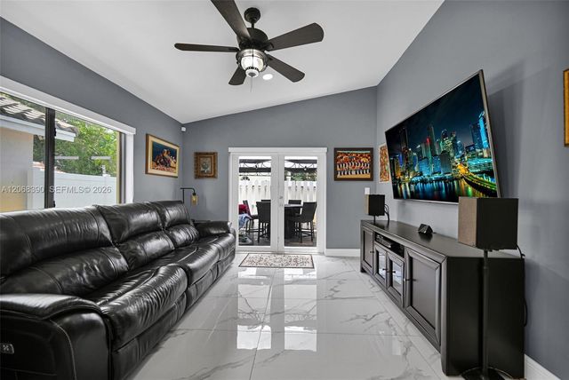 17640 SW 4th Court, Pembroke Pines, FL 33029
