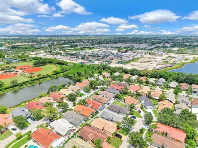 17640 SW 4th Court, Pembroke Pines, FL 33029