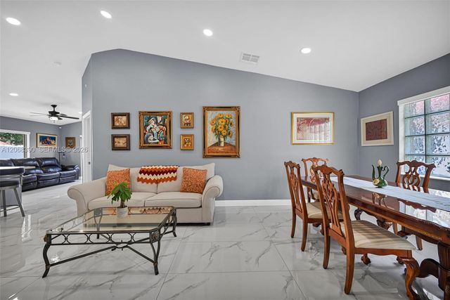 17640 SW 4th Court, Pembroke Pines, FL 33029