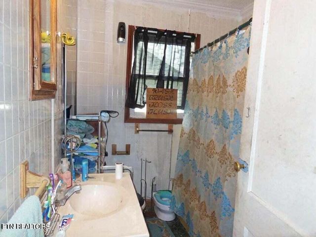 306 Warren Street, Athens, TN 37303