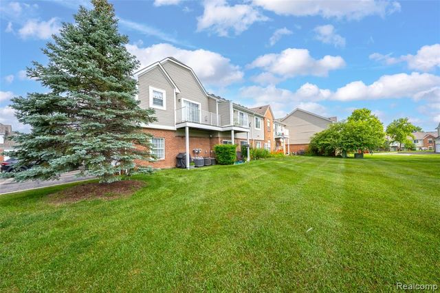 54726 Monarch Drive, Utica, MI 48316
