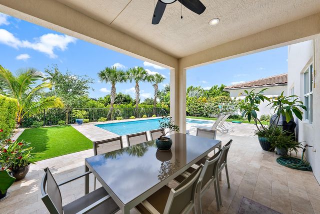 8622 Dumford Lane, Lake Worth, FL 33467