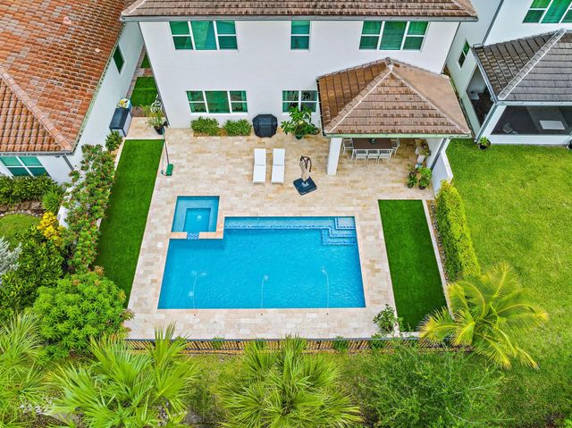 8622 Dumford Lane, Lake Worth, FL 33467