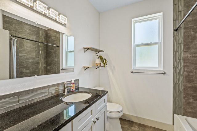 6916 E 4th Ave, Spokane Valley, WA 99212