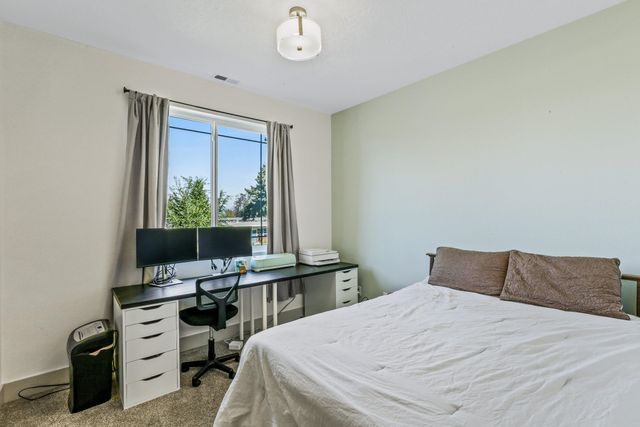 6916 E 4th Ave, Spokane Valley, WA 99212