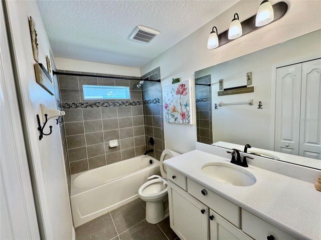 3690 ARLINGTON RIDGE BLVD, Leesburg, FL 34748