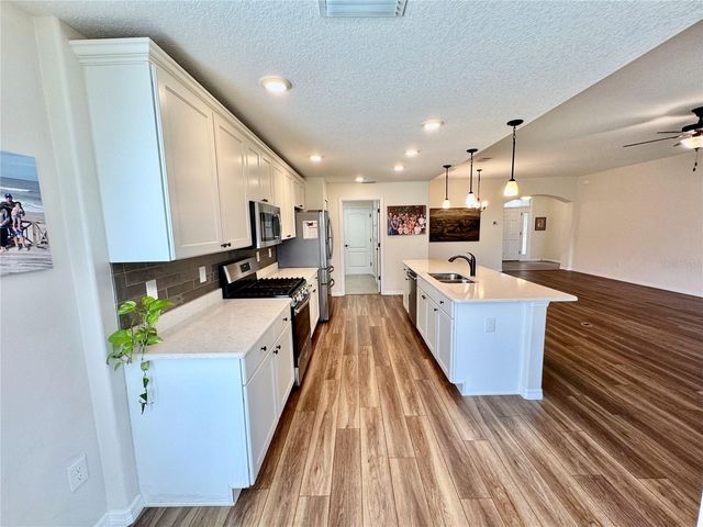 3690 ARLINGTON RIDGE BLVD, Leesburg, FL 34748