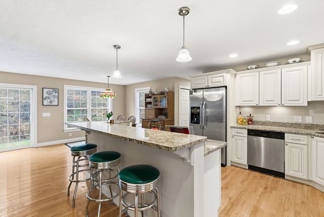 28 Cortland Way, Grafton, MA 01519