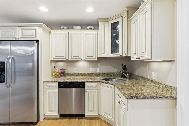 28 Cortland Way, Grafton, MA 01519