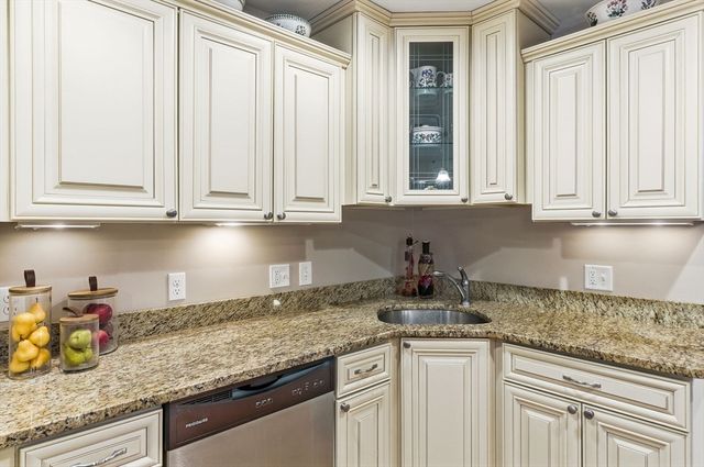 28 Cortland Way, Grafton, MA 01519