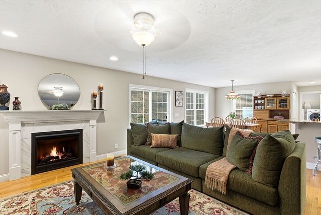 28 Cortland Way, Grafton, MA 01519