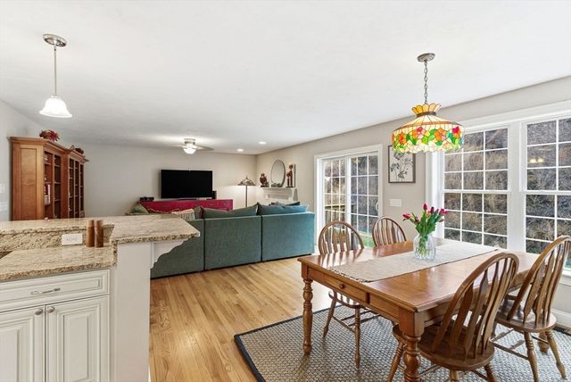 28 Cortland Way, Grafton, MA 01519