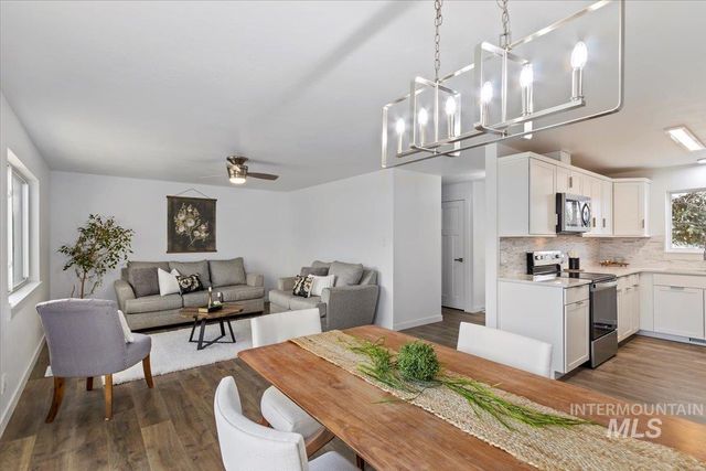 1184 Starfire, Twin Falls, ID 83301