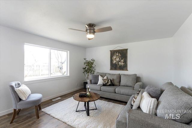 1184 Starfire, Twin Falls, ID 83301