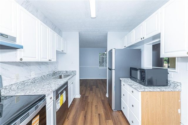 2398 Lawrenceville Highway U, Decatur, GA 30033