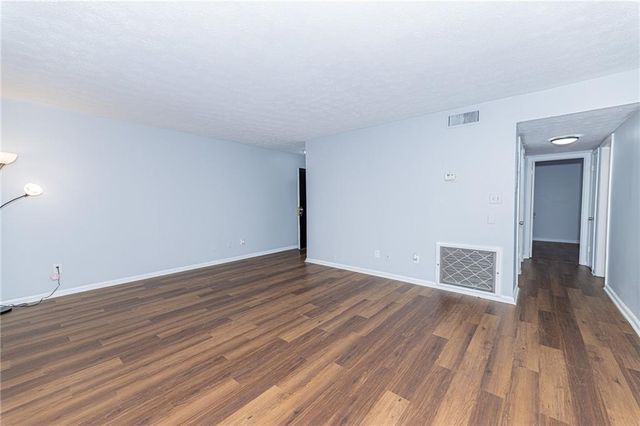 2398 Lawrenceville Highway U, Decatur, GA 30033