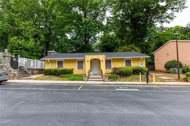2398 Lawrenceville Highway U, Decatur, GA 30033