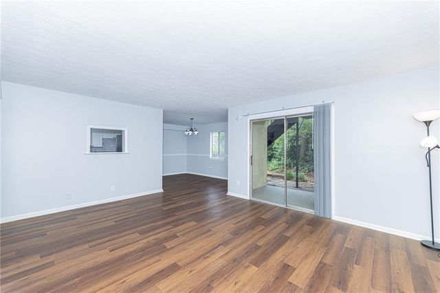 2398 Lawrenceville Highway U, Decatur, GA 30033
