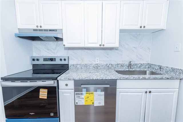 2398 Lawrenceville Highway U, Decatur, GA 30033