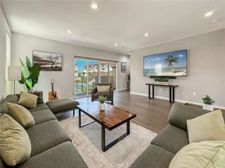 946 Warwick, Thousand Oaks, CA 91360