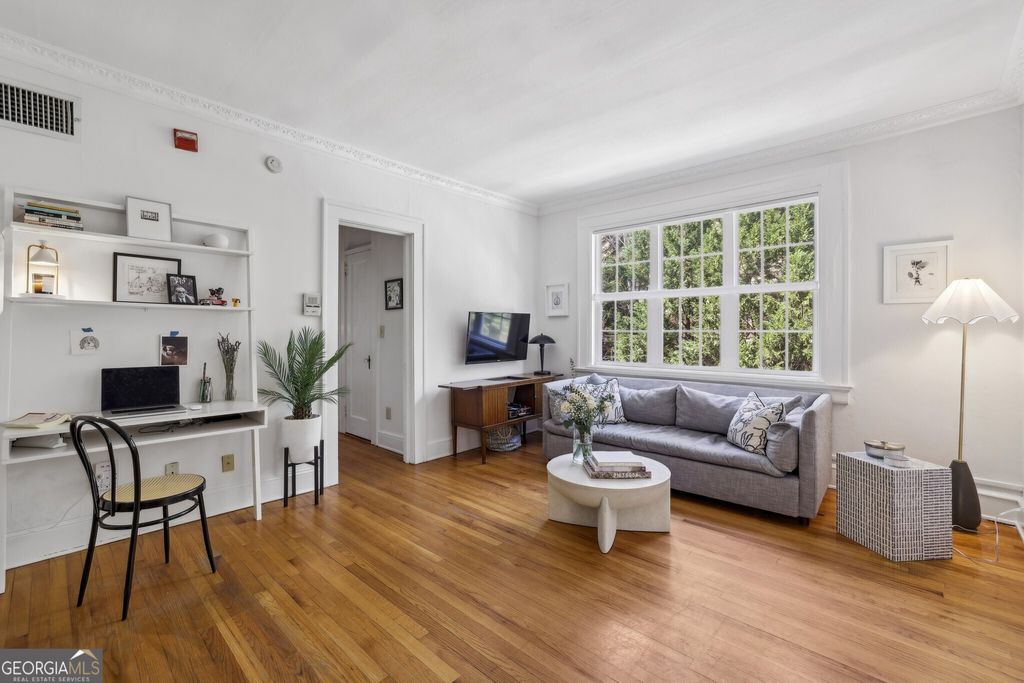 70 Sheridan Drive NE 9, Atlanta, GA 30305