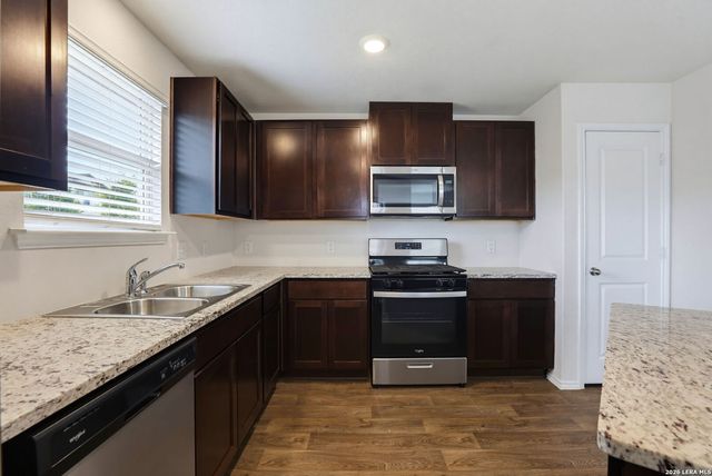 1015 Western Whipbird, San Antonio, TX 78253