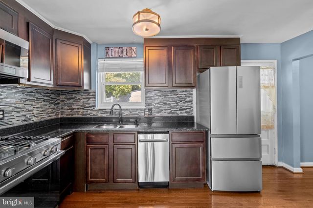 6940 EMERSON ST, Hyattsville, MD 20784