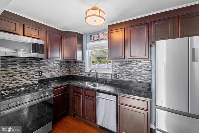 6940 EMERSON ST, Hyattsville, MD 20784