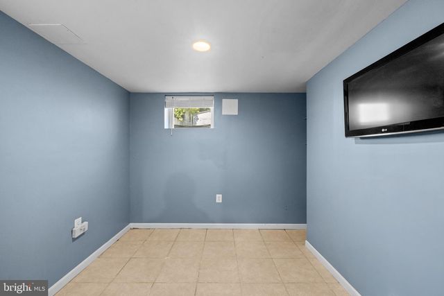 6940 EMERSON ST, Hyattsville, MD 20784