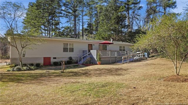716 Pinecrest Street, Carthage, NC 28327