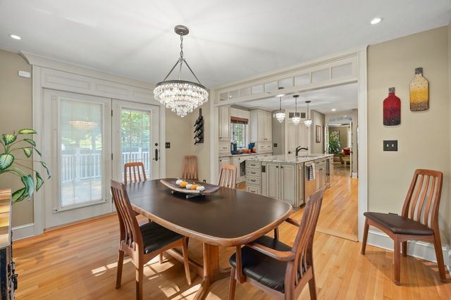 9 Cranbrook Rd, Shrewsbury, MA 01545