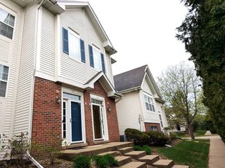 723 River Walk Drive 723, Wheeling, IL 60090