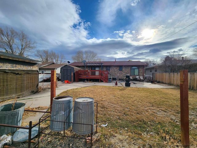 1003 W HILL RD, Laramie, WY 82072