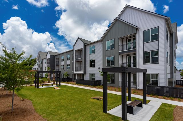 2403 Mall Drive A2, North Charleston, SC 29406