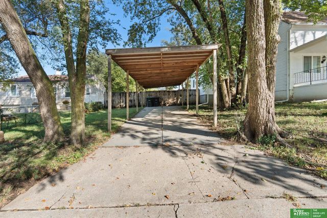 1504 Harrison Street, Omaha, NE 68147