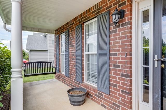 4017 Cadence Dr, Spring Hill, TN 37174